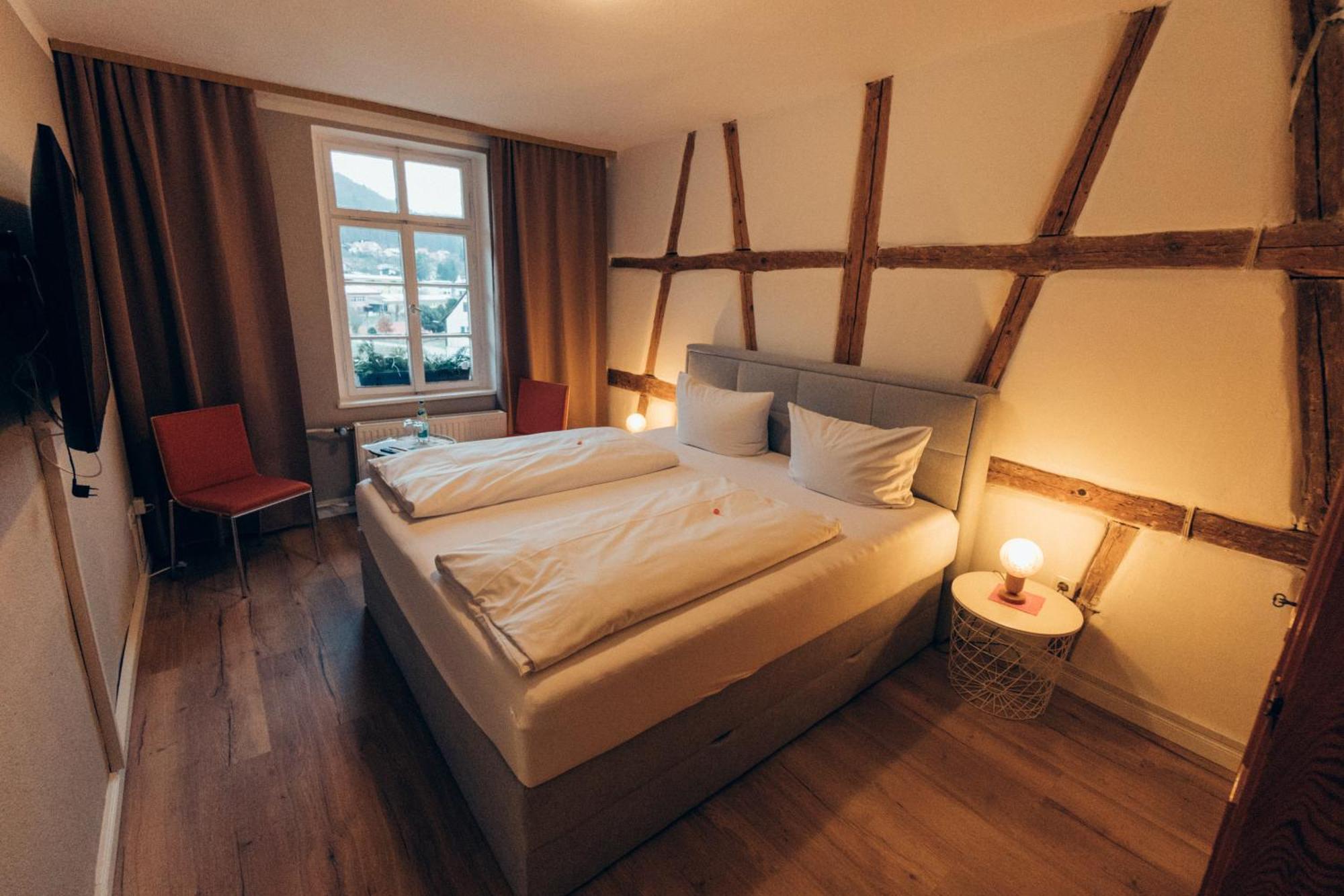 Gasthof Hotel Zur Post Egloffstein Экстерьер фото