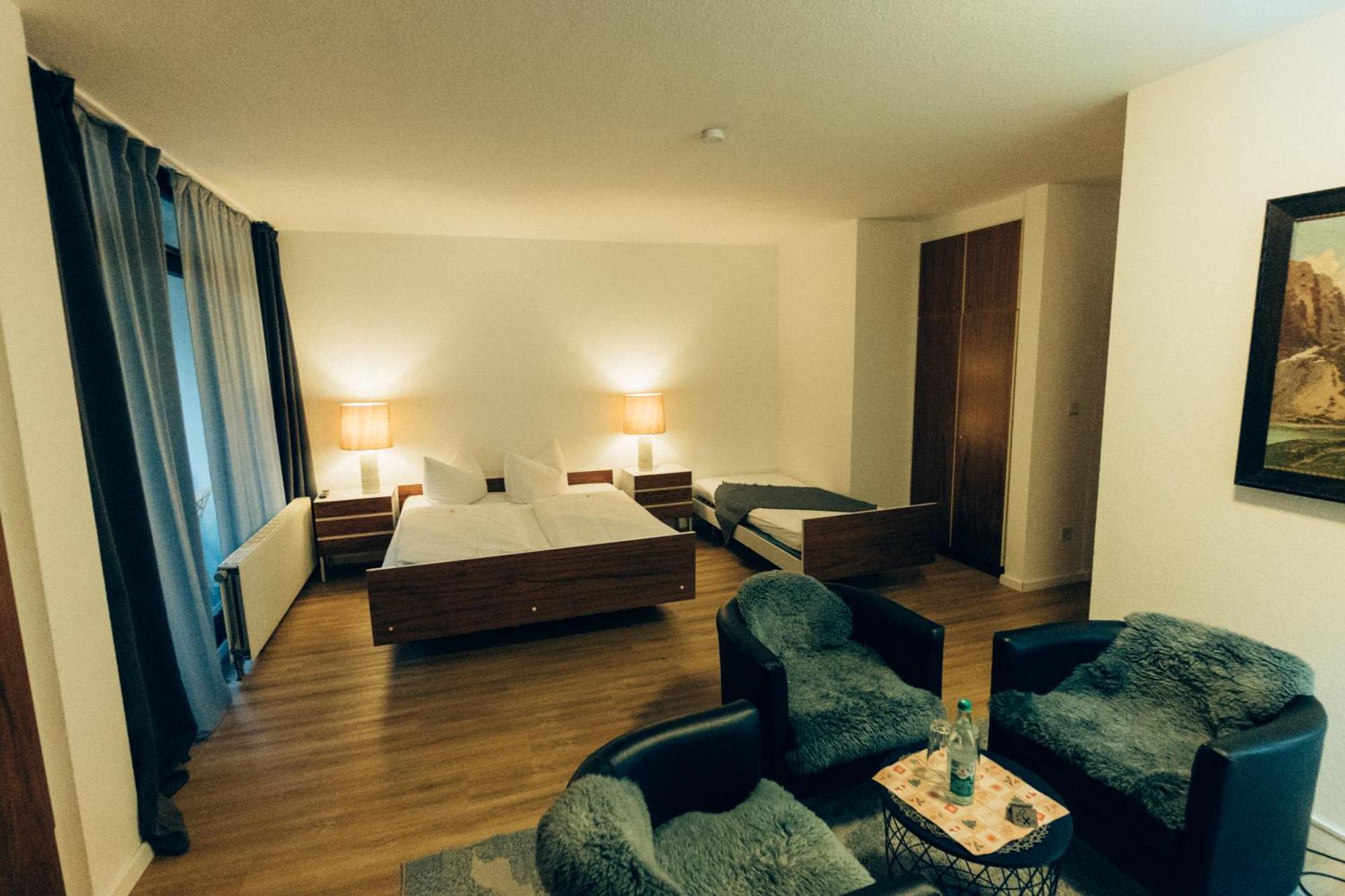 Gasthof Hotel Zur Post Egloffstein Экстерьер фото
